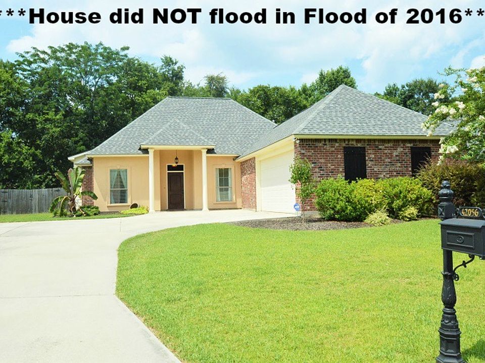 1st image of 42056 Conifer Dr