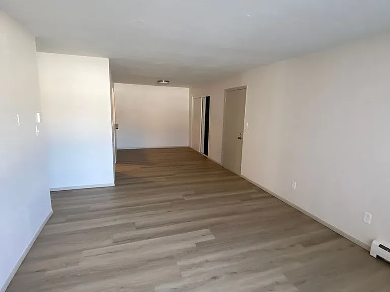 1674 Shawano Ave — Photo 16