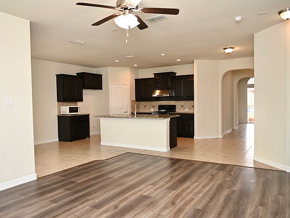 3rd image of 1132 Genola Dr