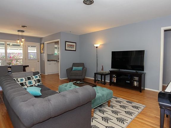 5th image of 3405 Coleen Ct