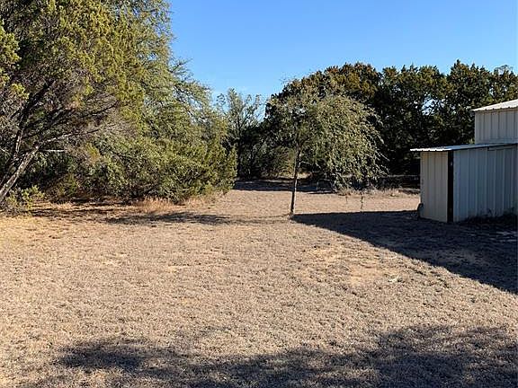 3rd image of 2557 Shady Oaks Cir