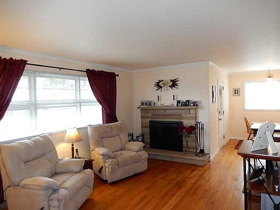 3rd image of 514 Cochran Dr