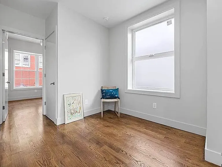 610 Maple St #3L — Photo 5