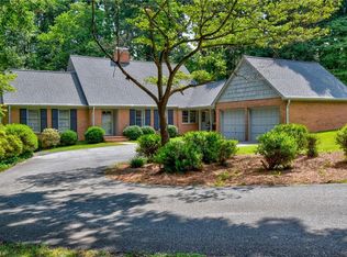 1431 Arrowood Ct, Winston Salem, NC 27104