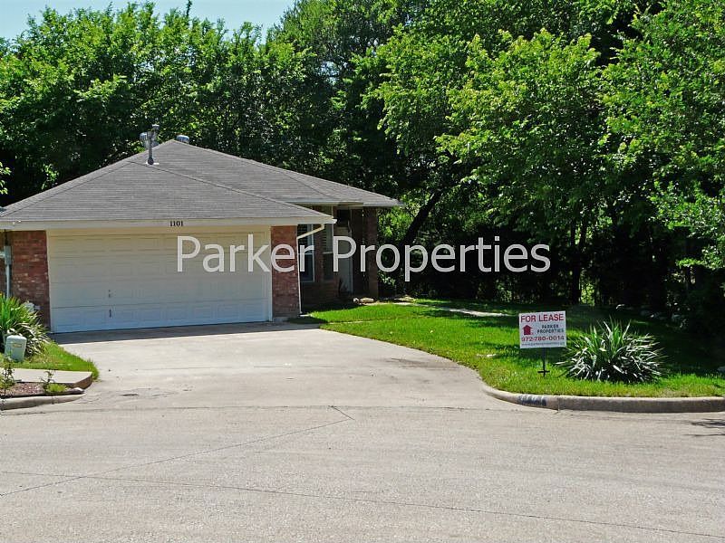 1st image of 1101 Parker Ct