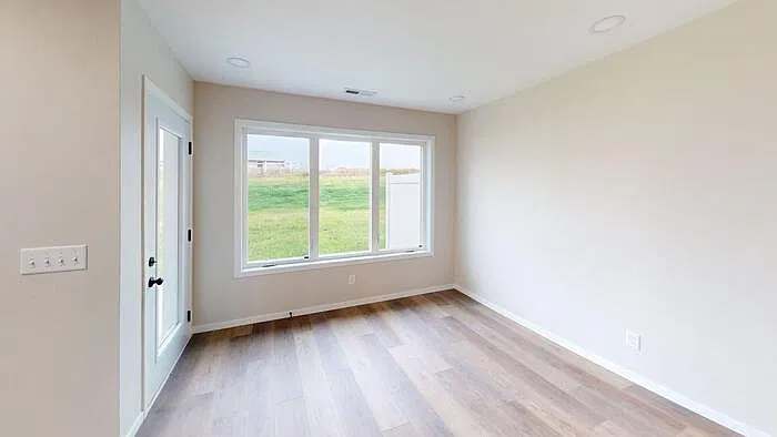3 bed, 2.5 bath, $2,500 — Photo 3