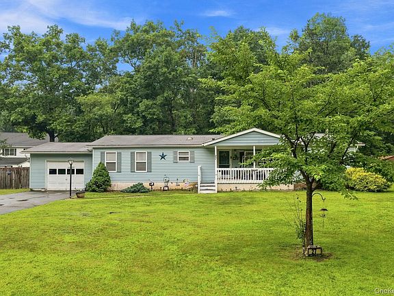 2nd image of 27 Delaware Drive
