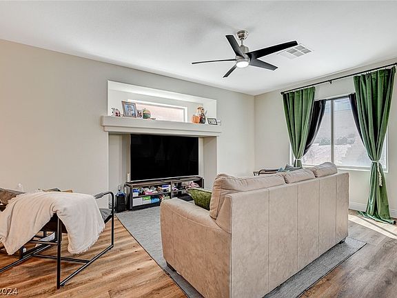 4th image of 4747 Killington St