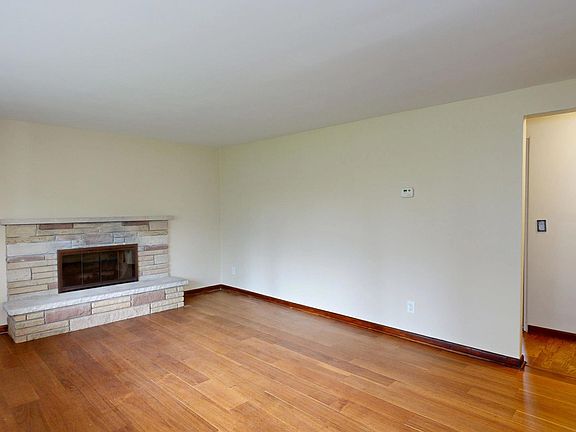 3rd image of 50 N Orlo Rd