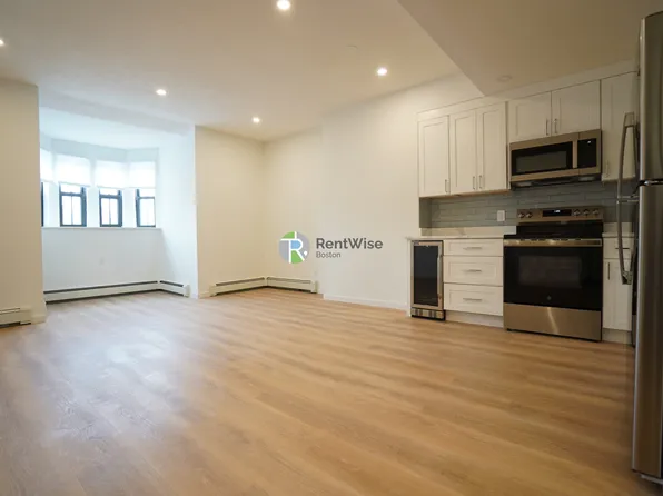521 Massachusetts Ave APT 5, Boston, MA 02118