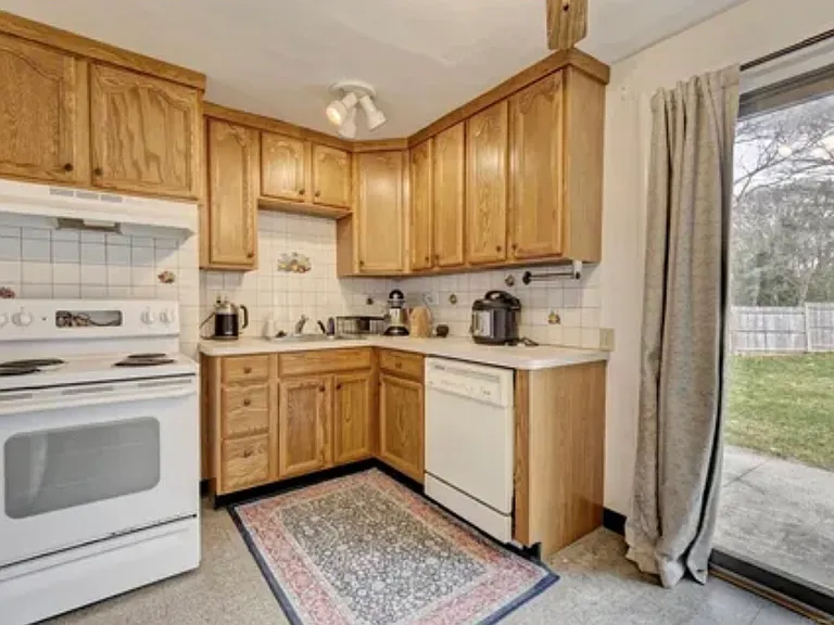 88 Walnut Rd #88 — Photo 6