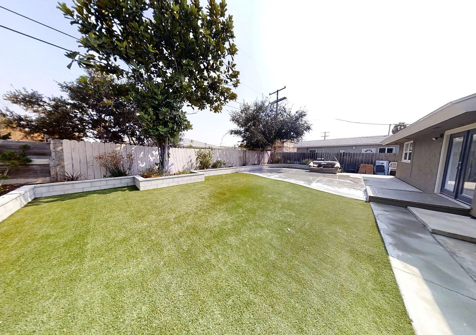 Large 7BD/3BA House in a Prime Area, Great Yard! — Photo 4