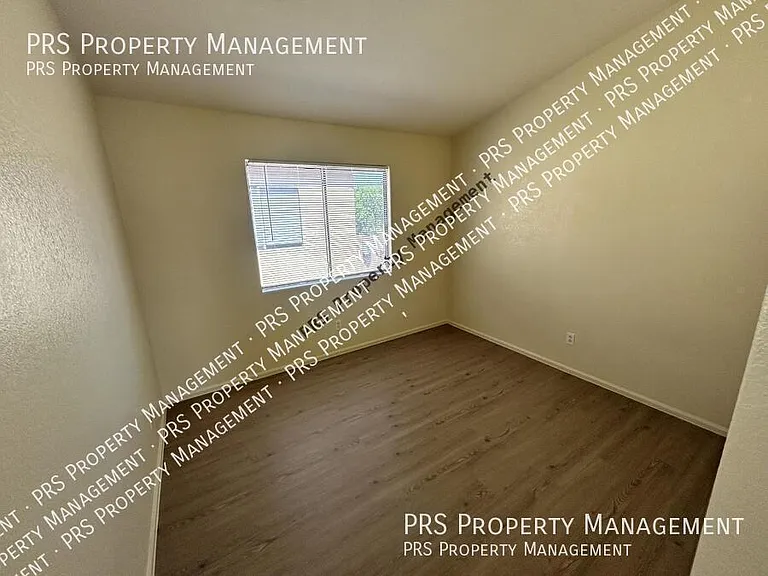 42406 W Sunland Dr — Photo 35
