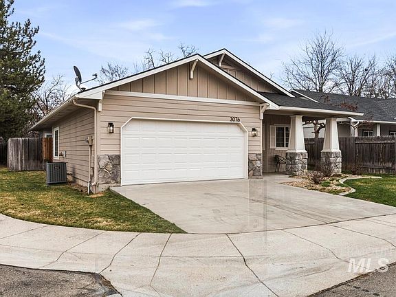 2nd image of 3076 N Penny Royal Pl
