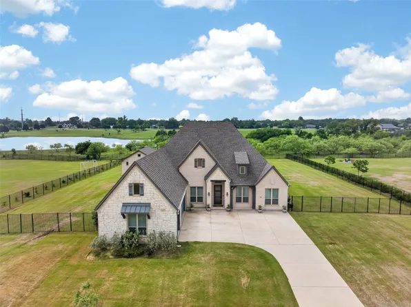 308 Virgil Dr, Sunnyvale, TX 75182