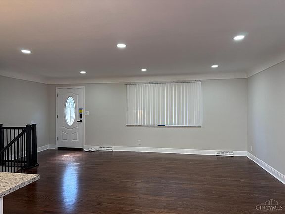 2nd image of 1148 Hollywood Ave