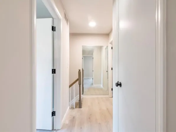 1321 Surrey Ln SW #1321, Marietta, GA 30008