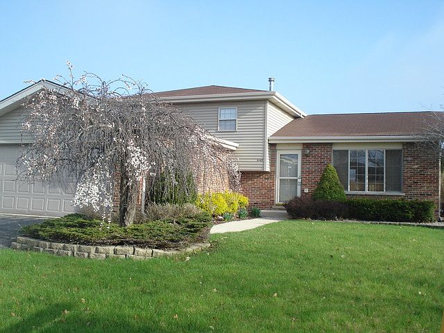 1st image of 441 W Otto Dr