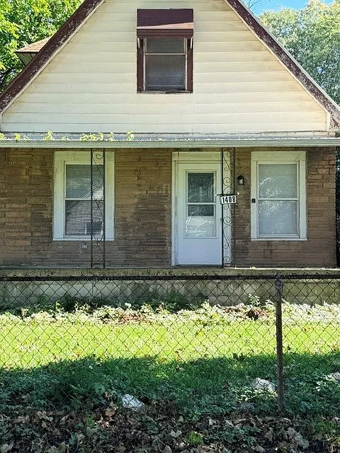 1408 Roosevelt Avenue - HSE — Photo 2