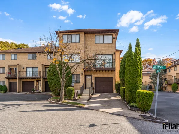 17a Gregory Lane image 1 of 8