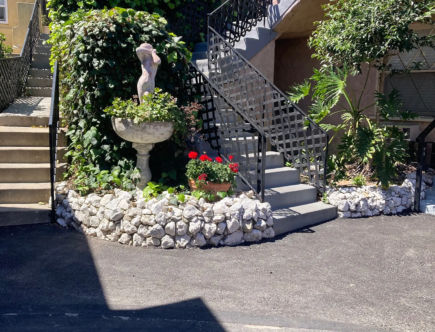 1 bed, 650 sqft, $1,895 — Photo 1