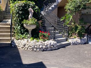 3935 Vineland Ave APT 2, Studio City, CA 91604