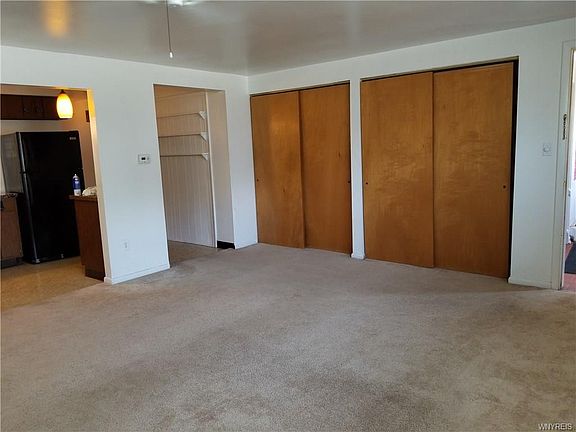 4th image of 811 Englewood Ave APT 2