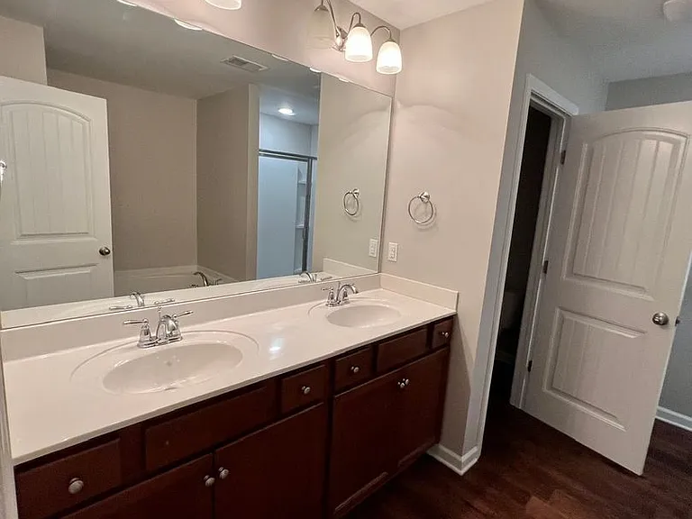 920 Brigade Loop — Photo 15