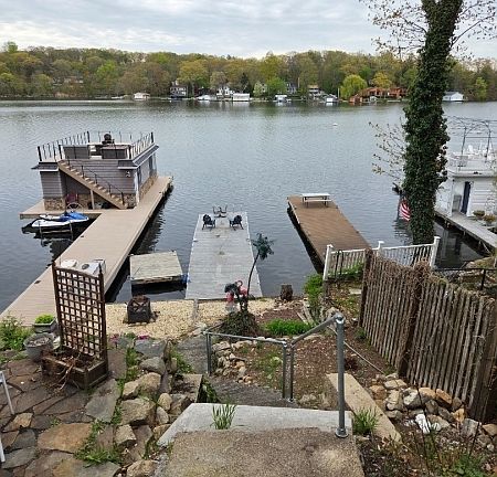 2nd image of 330A Lakeside Ave