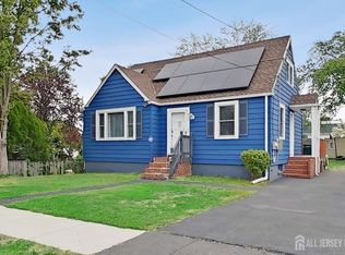 811 Lincoln Ave, Burlington, NJ 08016