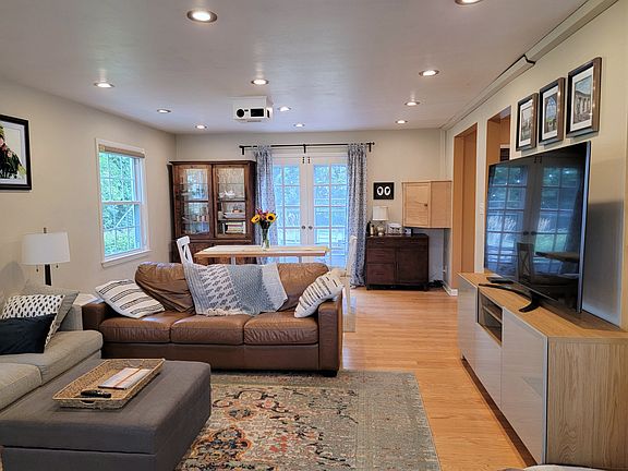 Greatroom with dining area