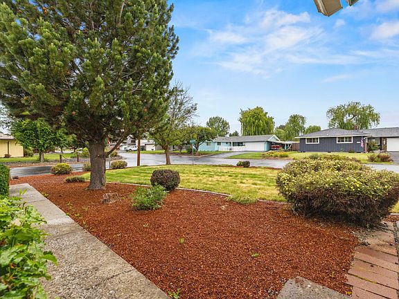 3rd image of 5292 Gatewood Dr
