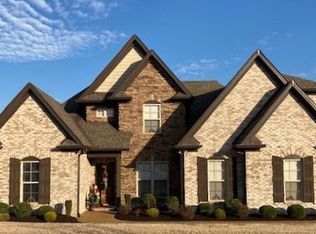 1587 Hunt Club Blvd, Gallatin, TN 37066