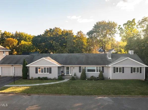 17 Bayley Boulevard, Hudson, NY 12534