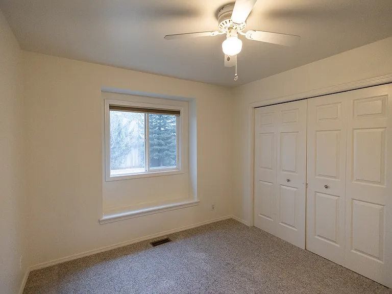 164 S Silverwood Way — Photo 21