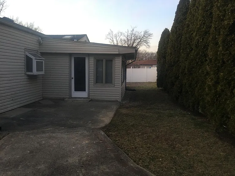 Patio/Backyard