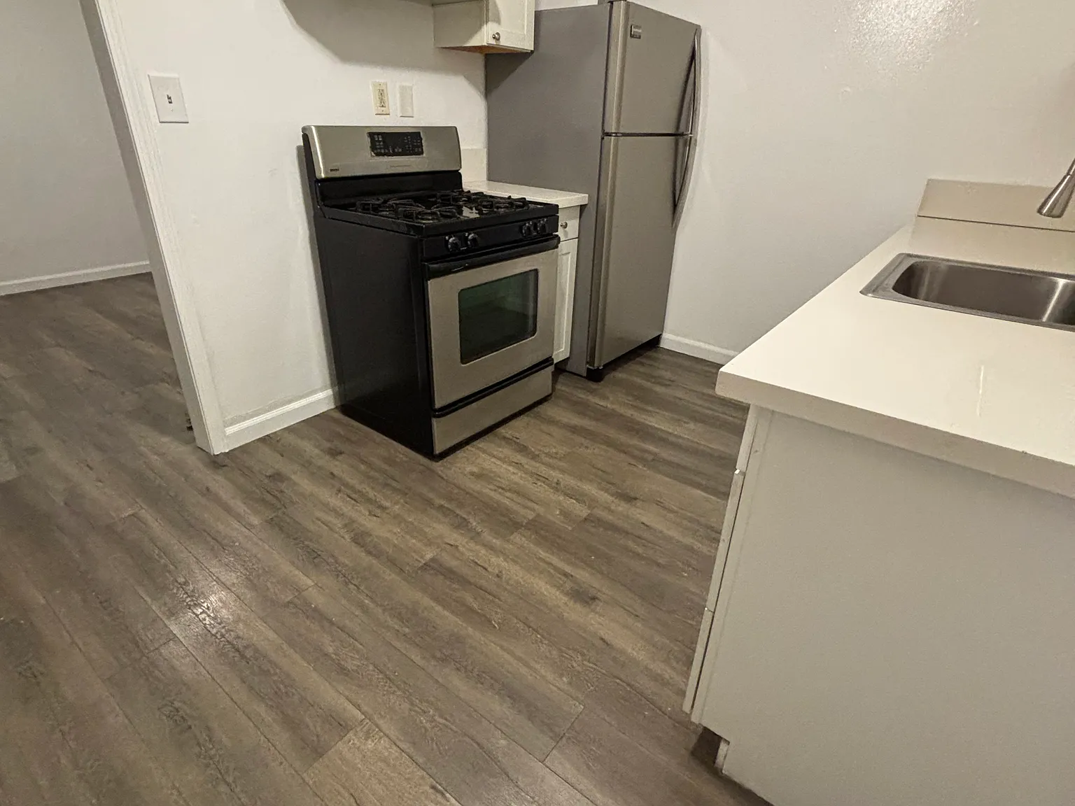 1 bed, 410 sqft, $1,200 — Photo 1