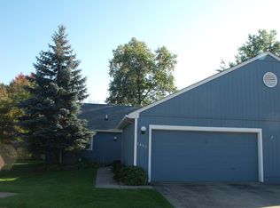 1457 Iris Glen Dr, Twinsburg, OH 44087