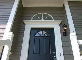 1704 Kimberwick Ct, Raymore, MO 64083