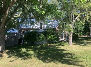 1436 S Us Highway 31, Kewadin, MI 49648