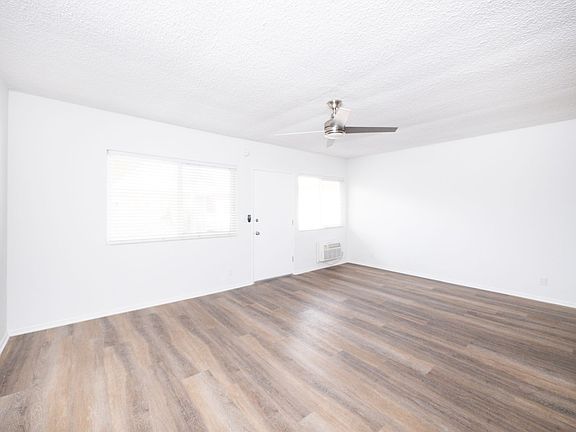 2nd image of 1166 S Crenshaw Blvd #7019