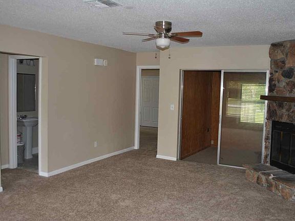 First Impression/Living Room