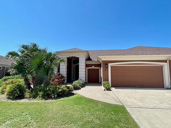 2nd image of 4 Hacienda Dr