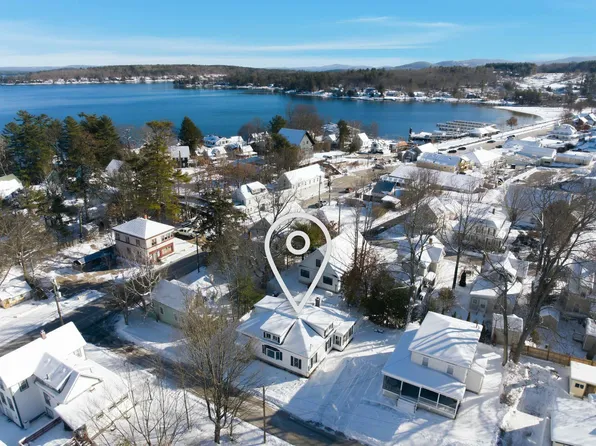 8 Andrews Avenue, Laconia, NH 03246