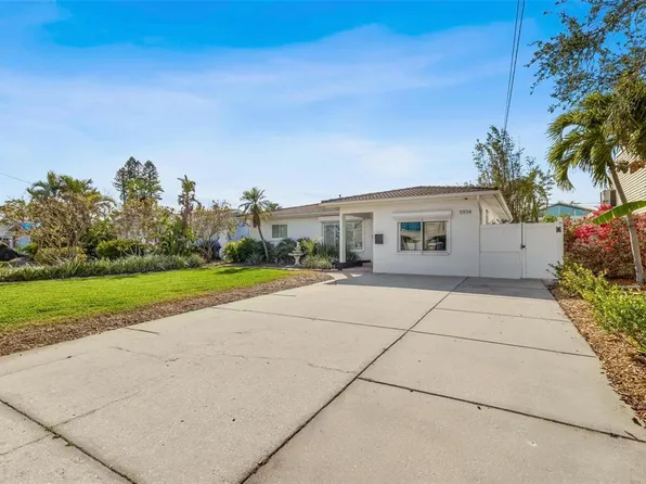 5934 Bayou Grande Blvd NE, Saint Petersburg, FL 33703