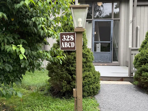 328 Heritage Village #A, Southbury, CT 06488