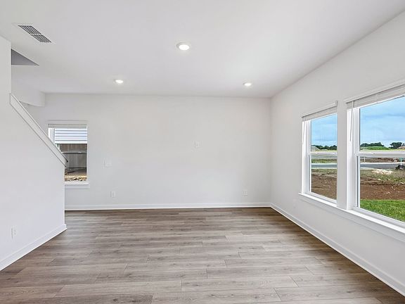 4th image of 1623 Garnet Way Lot 17
