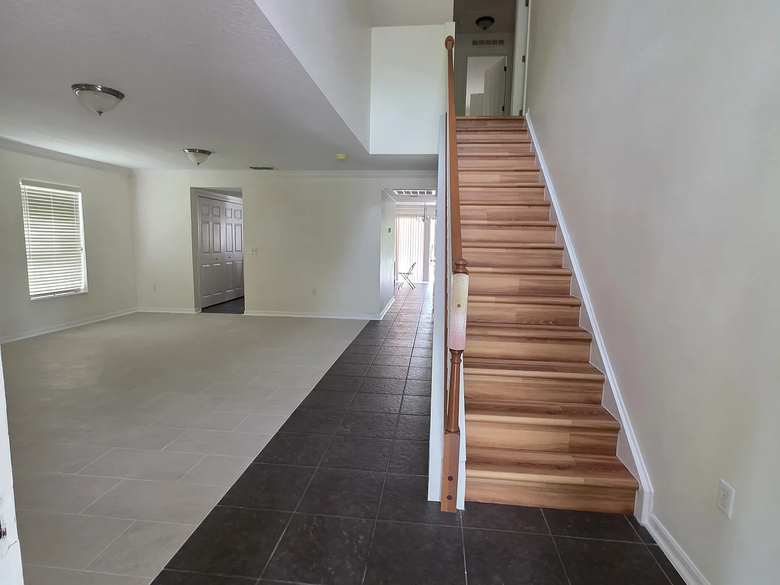 3830 Sunset Cove Dr — Photo 3