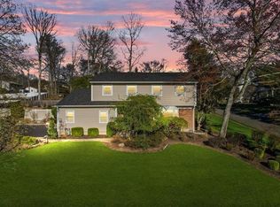 27 Dolphin Rd, New City, NY 10956