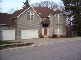 760 Spruce Hill Dr, Decatur, IL 62521